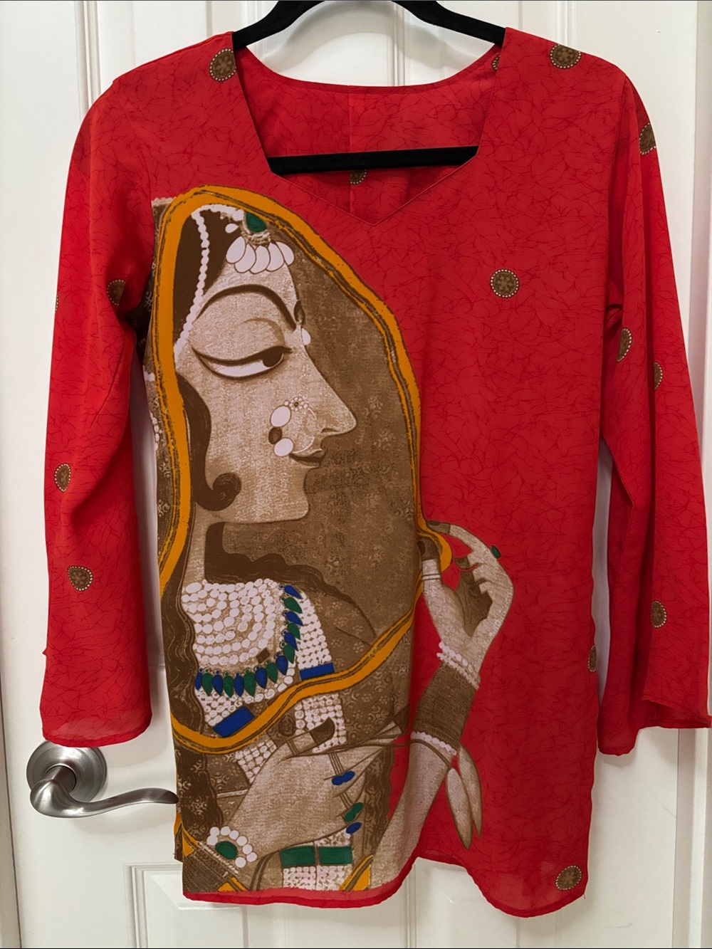 Red V-Neck Tunic Top with Artistic Profile Print